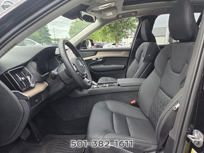 2025 Volvo XC90 B5 Plus 2025.5