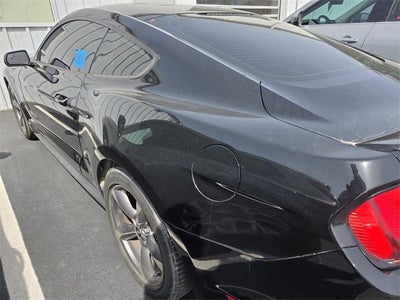 2016 Ford Mustang V6