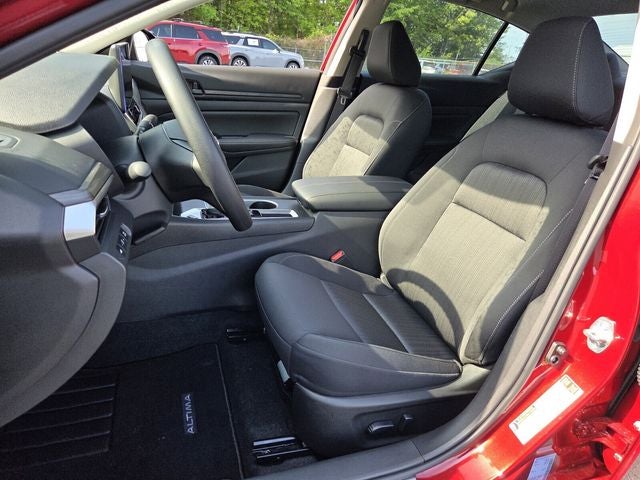 2026 Nissan Altima 2.5 SV