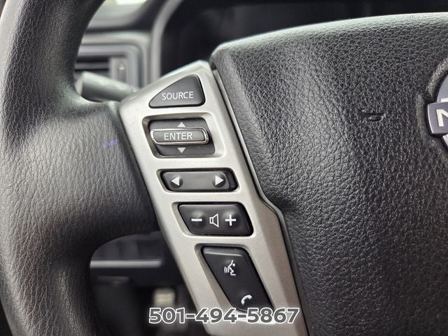 2023 Nissan Titan SV