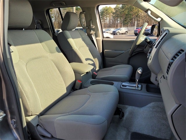 2016 Nissan Frontier SV