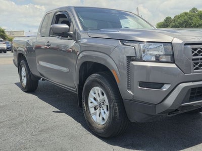 2024 Nissan Frontier SV