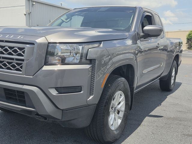 2024 Nissan Frontier SV
