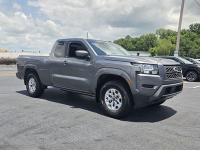 2024 Nissan Frontier SV