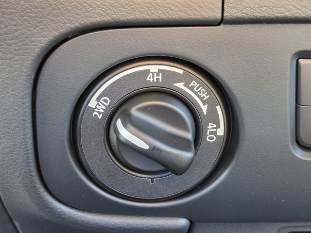 2027 Nissan Frontier SV