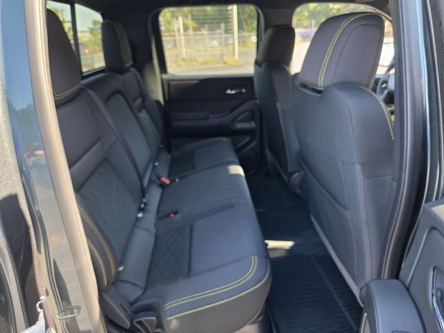 2027 Nissan Frontier SV