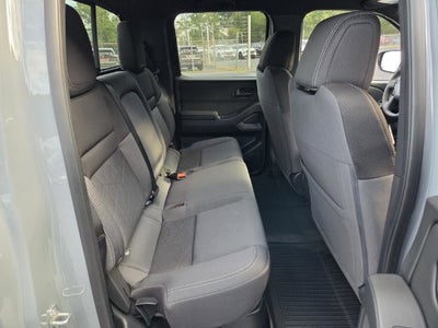 2027 Nissan Frontier SV