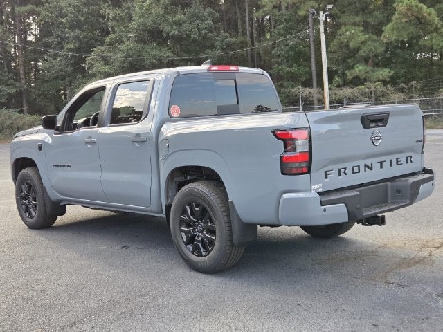 2027 Nissan Frontier SV