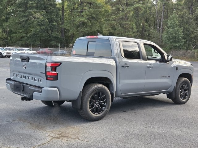 2027 Nissan Frontier SV