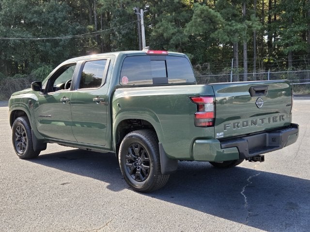 2027 Nissan Frontier SV