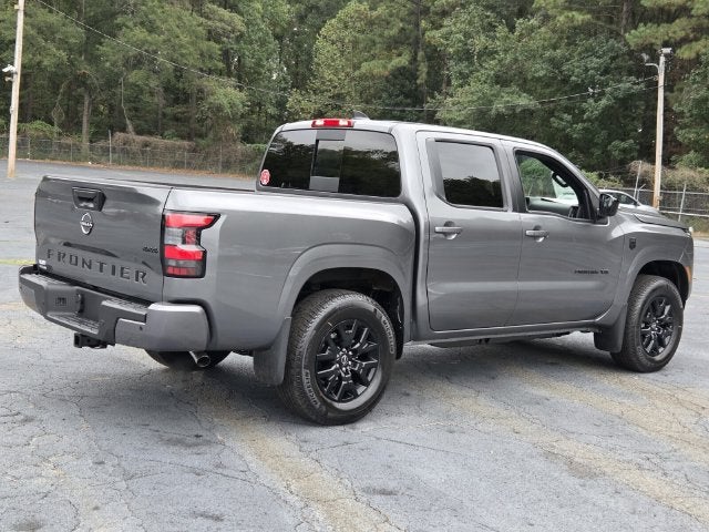 2027 Nissan Frontier SV