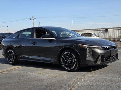 2025 Kia K4 GT-Line