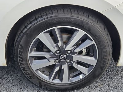2024 Nissan Versa 1.6 SV