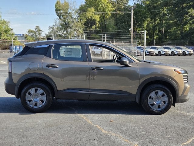 2027 Nissan Kicks S