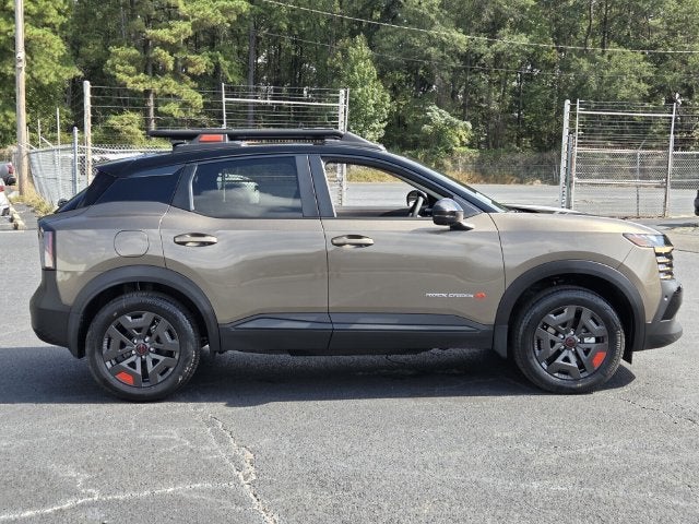 2027 Nissan Kicks SV