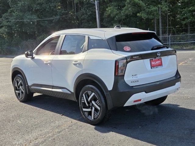 2027 Nissan Kicks SV
