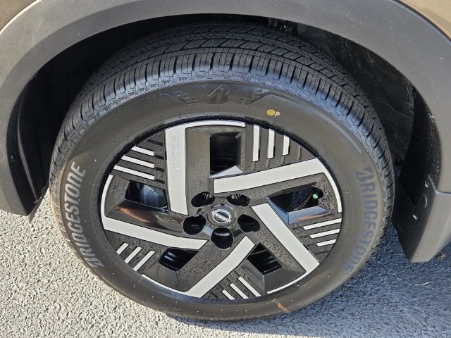 2027 Nissan Kicks SV