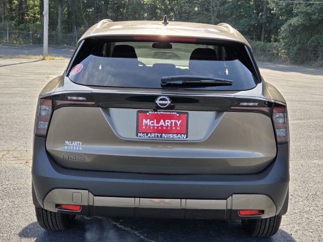 2027 Nissan Kicks SV