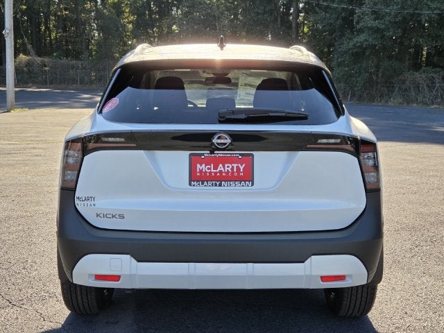 2027 Nissan Kicks SV