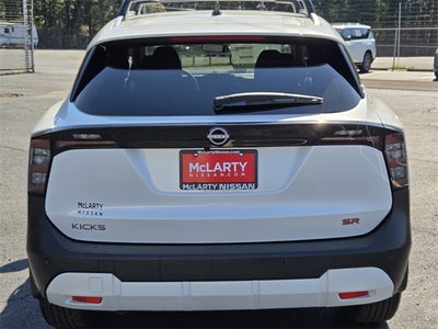 2026 Nissan Kicks SR