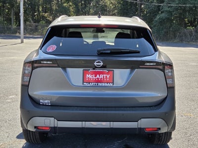2027 Nissan Kicks SR