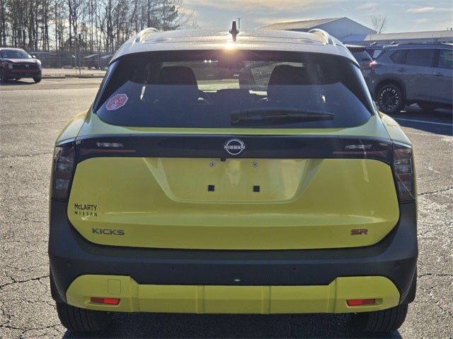 2026 Nissan Kicks SR