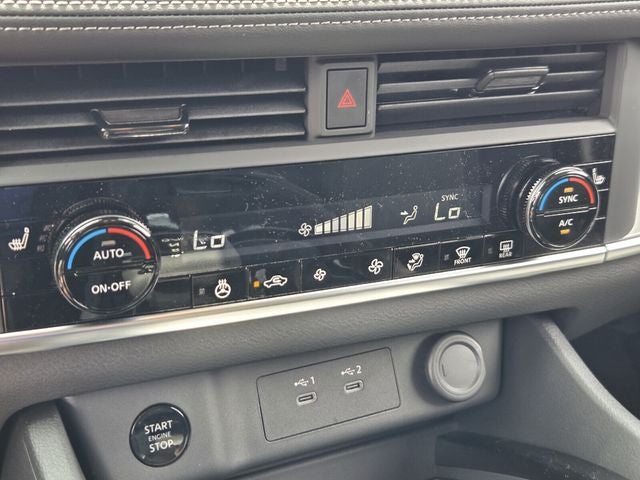 2026 Nissan Rogue SV