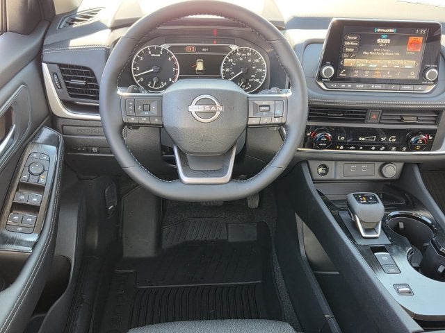 2027 Nissan Rogue SV