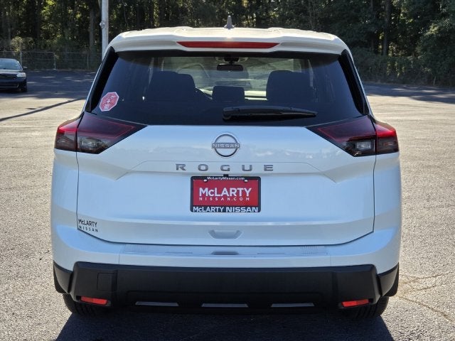 2027 Nissan Rogue SV
