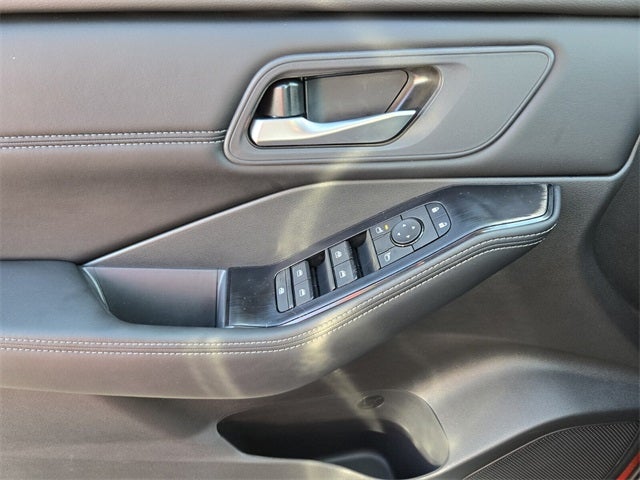 2026 Nissan Rogue Base