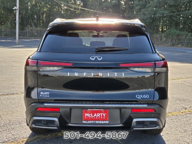 2022 INFINITI QX60 LUXE