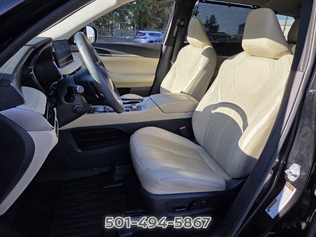 2022 INFINITI QX60 LUXE