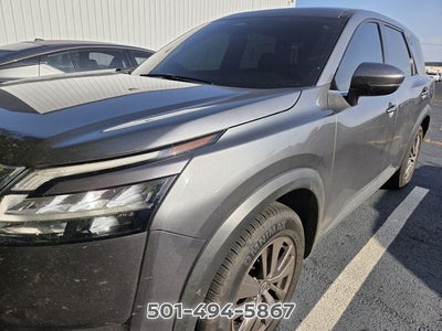 2022 Nissan Pathfinder S