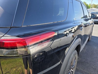 2023 Nissan Pathfinder SV