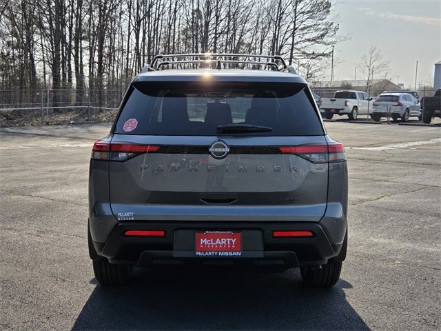 2026 Nissan Pathfinder SV