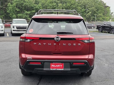 2026 Nissan Pathfinder SV