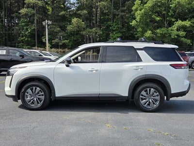 2026 Nissan Pathfinder SV
