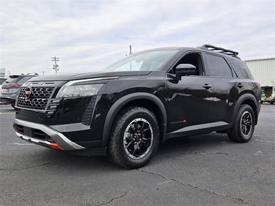 2026 Nissan Pathfinder SV