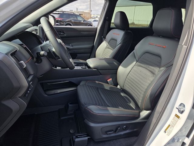 2026 Nissan Pathfinder ROCK CREEK 4WD