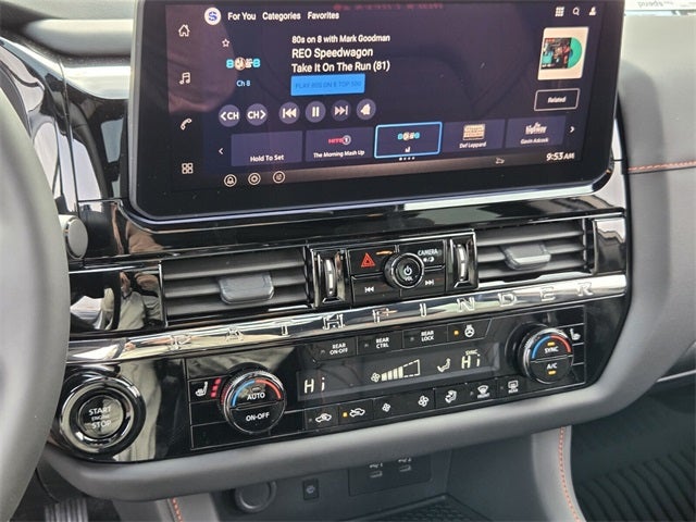 2026 Nissan Pathfinder SV