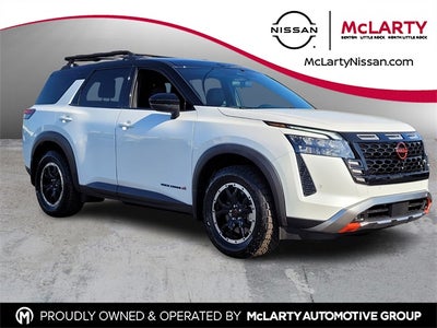 2026 Nissan Pathfinder SV