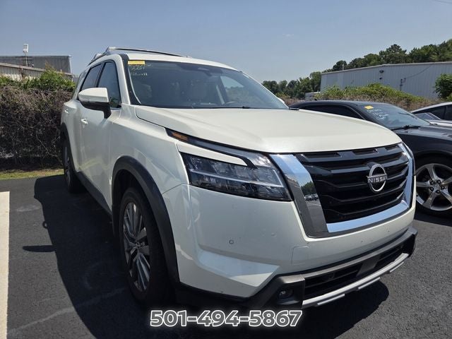 2024 Nissan Pathfinder SL