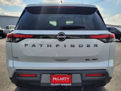 2026 Nissan Pathfinder SL