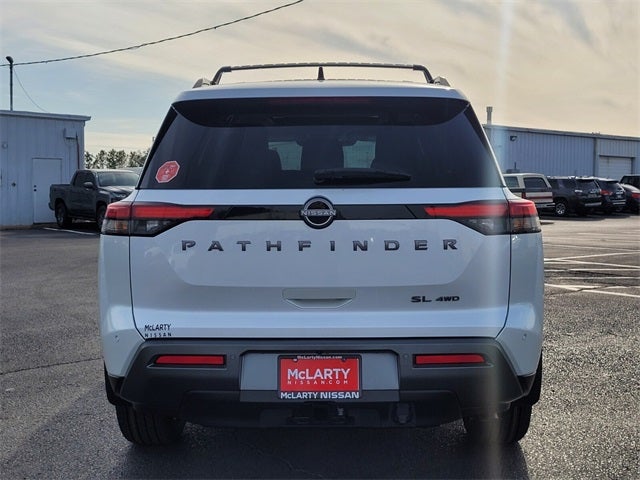 2026 Nissan Pathfinder SL