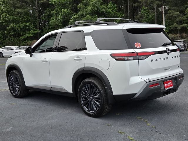 2026 Nissan Pathfinder SL