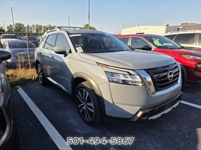 2024 Nissan Pathfinder Platinum