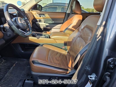 2022 Nissan Pathfinder Platinum