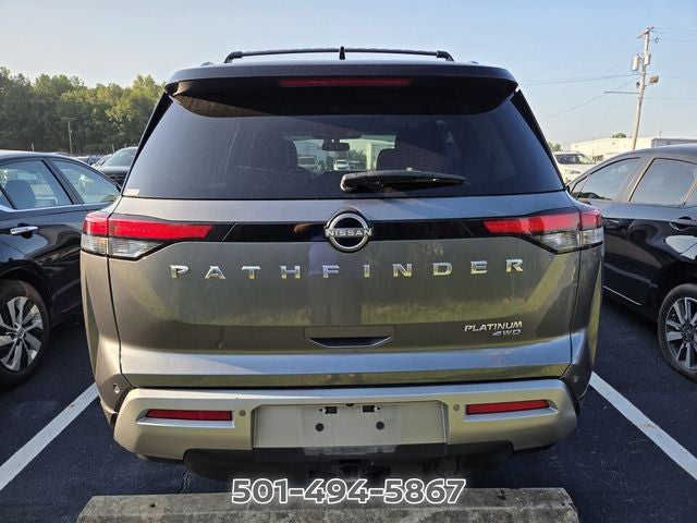 2022 Nissan Pathfinder Platinum