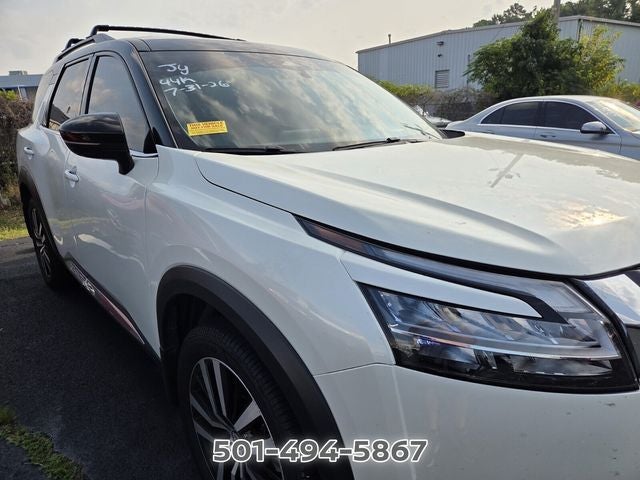 2024 Nissan Pathfinder Platinum