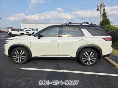 2024 Nissan Pathfinder Platinum
